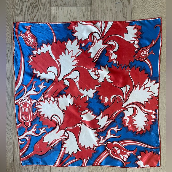 Richard Allan Silk Scarf - Picture 4 of 4